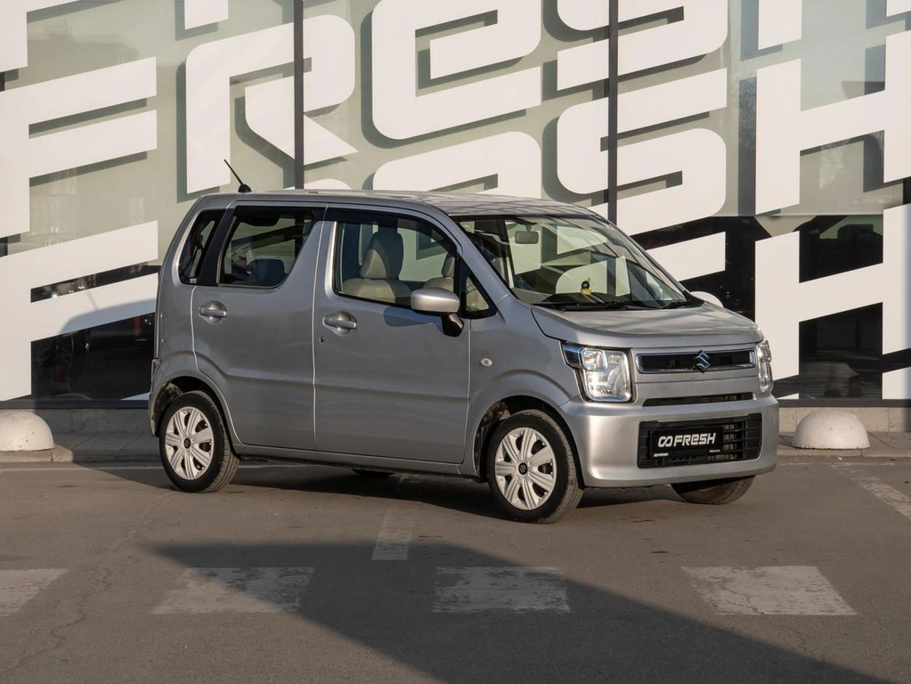 Хетчбэк Suzuki Wagon R 2017 года, 820000 рублей, Краснодар