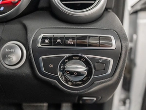 Седан Mercedes-benz C-класс 2015 года, 1990000 рублей, Красноярск