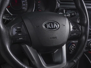 Седан Kia Rio 2013 года, 810000 рублей, Ростов-на-Дону