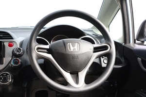 Хетчбэк Honda Fit 2010 года, 729000 рублей, Новосибирск
