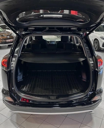 Внедорожник Toyota RAV4 2016 года, 2457000 рублей, Красноярск