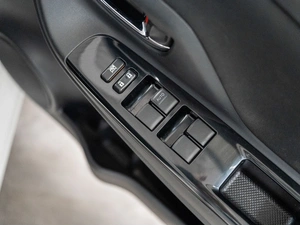Хетчбэк Toyota Vitz 2019 года, 1030000 рублей, Красноярск