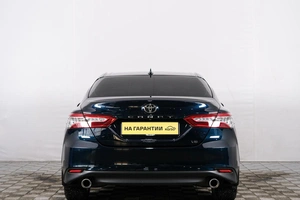 Седан Toyota Camry 2018 года, 3349000 рублей, Красноярск