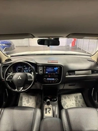 Внедорожник Mitsubishi Outlander 2013 года, 1487000 рублей, Красноярск