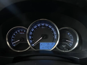Седан Toyota Corolla 2013 года, 1187000 рублей, Солонцы