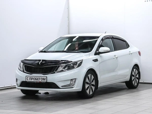 Седан Kia Rio 2012 года, 1000000 рублей, Красноярск