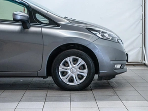 Хетчбэк Nissan Note 2017 года, 960000 рублей, Красноярск