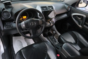 Внедорожник Toyota RAV4 2007 года, 1499000 рублей, Омск