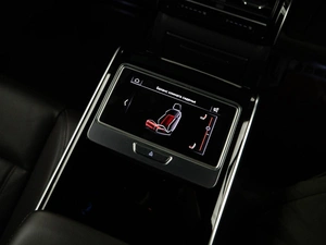 Седан Audi A8 2017 года, 5249999 рублей, Москва