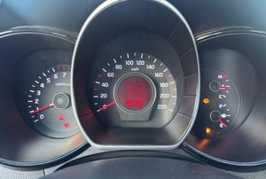 Седан Kia Rio 2016 года, 980000 рублей, Солонцы