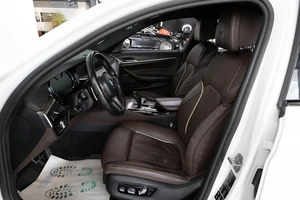 Седан BMW 5 серия 2018 года, 4249000 рублей, Красноярск