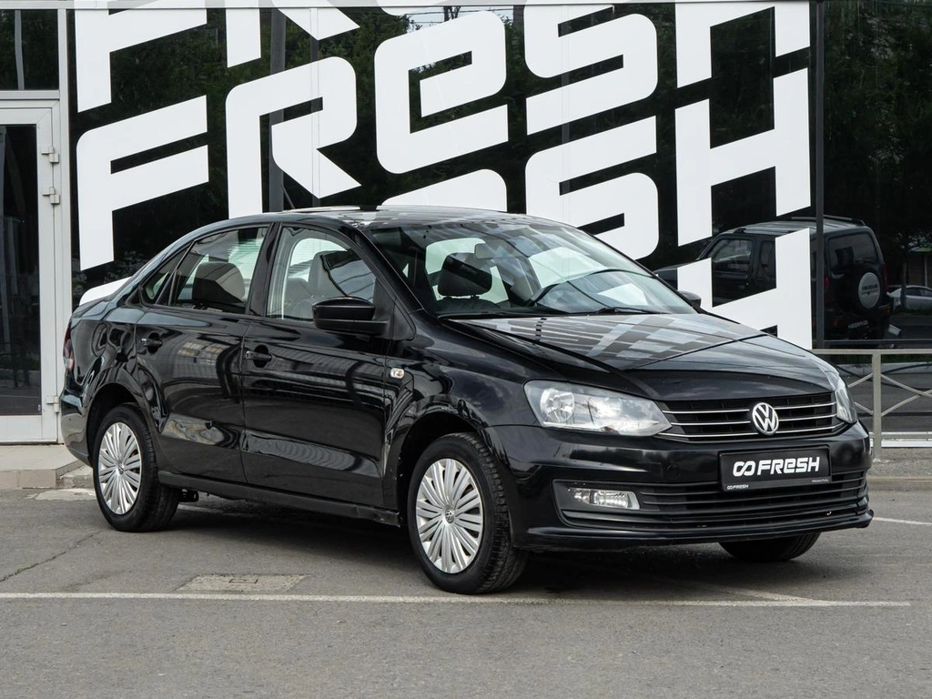 Седан Volkswagen Polo 2015 года, 899000 рублей, Волгоград
