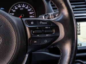 Седан Kia Rio 2019 года, 1675000 рублей, Краснодар
