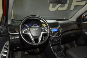 Седан Hyundai Solaris 2011 года, 636000 рублей, Ульяновск