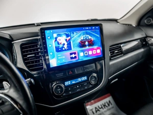 Внедорожник Mitsubishi Outlander 2015 года, 1800000 рублей, Красноярск