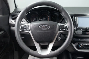 Седан ВАЗ (LADA) Vesta 2018 года, 829000 рублей, Оренбург