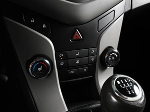 Седан Chevrolet Cruze 2011 года, 869000 рублей, Аксай