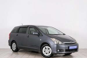 Минивэн Toyota Wish 2004 года, 849000 рублей, Красноярск