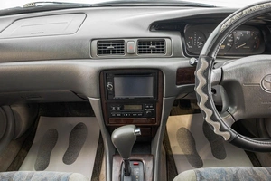 Седан Toyota Camry Gracia 1999 года, 639000 рублей, Барнаул