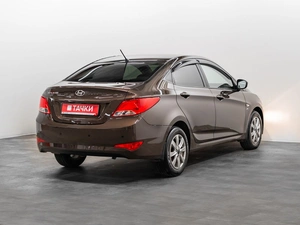 Седан Hyundai Solaris 2016 года, 1240000 рублей, Красноярск