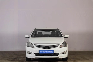 Седан Hyundai Solaris 2015 года, 949000 рублей, Тюмень