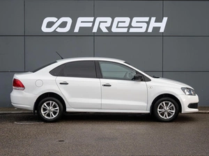 Седан Volkswagen Polo 2013 года, 645000 рублей, Краснодар