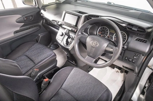 Минивэн Toyota Wish 2012 года, 1289000 рублей, Томск
