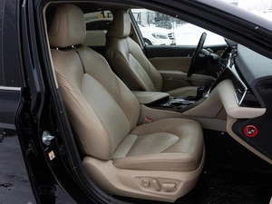 Седан Toyota Camry 2018 года, 3045000 рублей, Самара