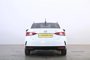 Седан Hyundai Solaris 2022 года, 1469000 рублей, Омск