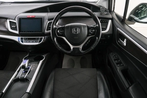 Хетчбэк Honda Jade 2017 года, 1499000 рублей, Красноярск