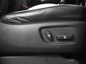 Внедорожник Toyota Land Cruiser Prado 2015 года, 3855400 рублей, Казань