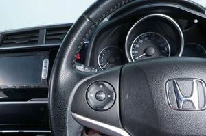 Хетчбэк Honda Fit 2013 года, 1469000 рублей, Челябинск