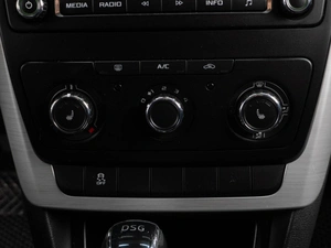 Внедорожник Skoda Yeti 2014 года, 1069000 рублей, Тюмень