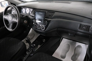 Седан Mitsubishi Lancer 2007 года, 669000 рублей, Омск