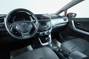 Универсал Kia Ceed 2018 года, 1339000 рублей, Новосибирск