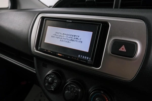 Хетчбэк Toyota Vitz 2015 года, 849000 рублей, Красноярск