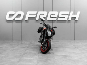 Ducati Diavel Carbon 2012 года, 950000 рублей, Тюмень