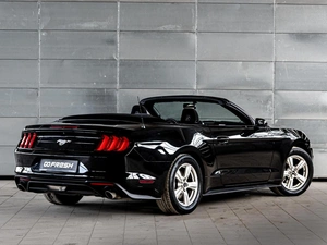 Кабриолет Ford Mustang 2017 года, 2550000 рублей, Краснодар