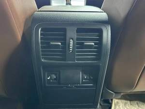 Седан Volkswagen Passat 2013 года, 1197000 рублей, Красноярск