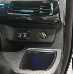 Минивэн Honda Stepwgn 2017 года, 1897000 рублей, Красноярск