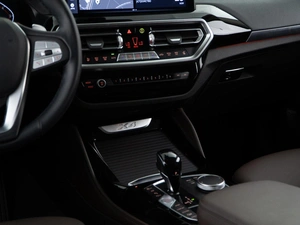 Внедорожник BMW X4 2023 года, 6988888 рублей, Москва