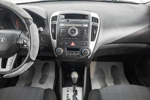 Универсал Kia Ceed 2011 года, 999000 рублей, Барнаул