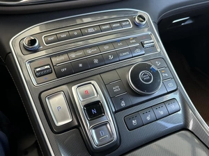 Внедорожник Hyundai Santa Fe 2023 года, 3825000 рублей, Уфа