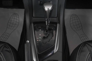 Седан Toyota Corolla 2013 года, 1449000 рублей, Кемерово