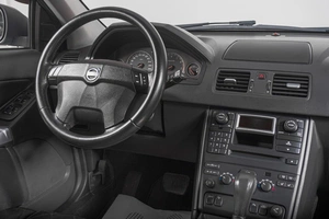 Внедорожник Volvo XC90 2005 года, 1049000 рублей, Томск