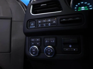 Внедорожник GMC Yukon 2023 года, 8649111 рублей, Москва