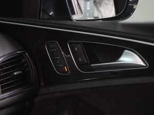 Седан Audi A6 2012 года, 1729000 рублей, Воронеж