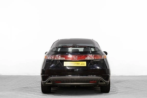 Хетчбэк Honda Civic 2008 года, 839000 рублей, Барнаул