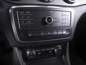 Седан Mercedes-benz CLA-класс 2015 года, 1700000 рублей, Ростов-на-Дону