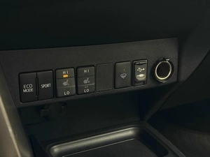 Внедорожник Toyota RAV4 2013 года, 1420000 рублей, Ижевск